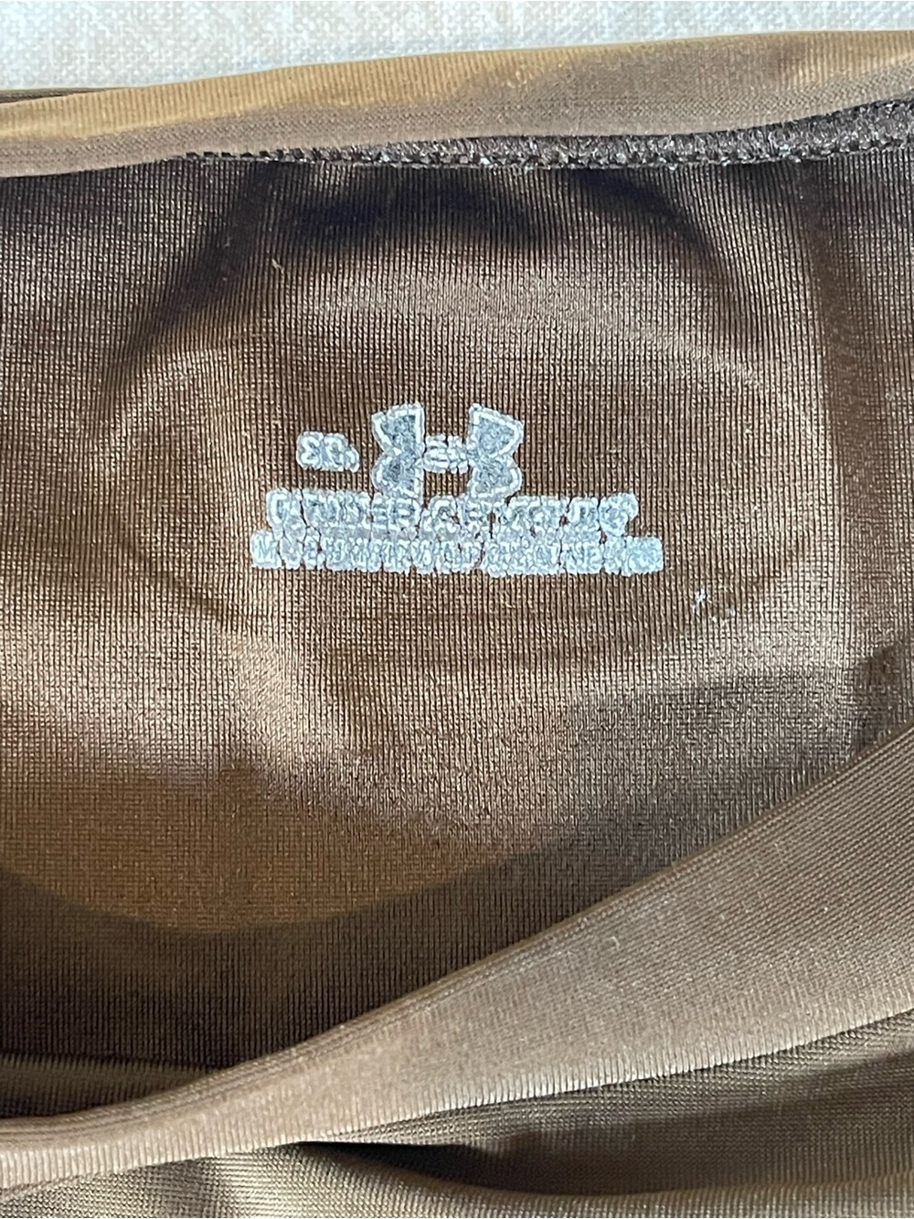 Under Armour Brown Short Sleeve Performance Tee with White Logo - Picture 4 of 14